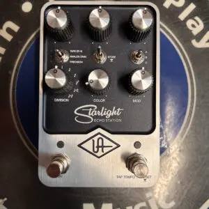 Universal Audio Starlight Delay With Switch